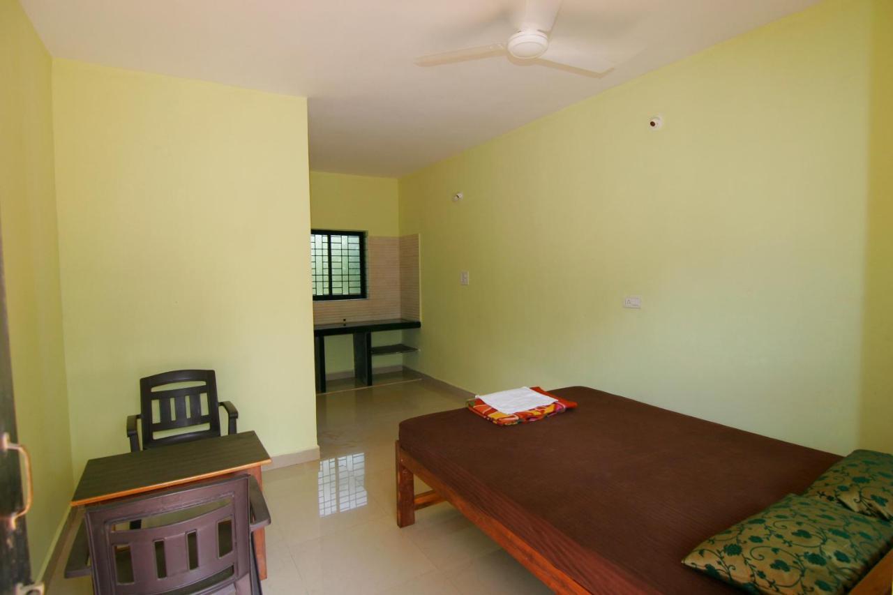 Rudra Holidays Guest House Arambol Exterior photo