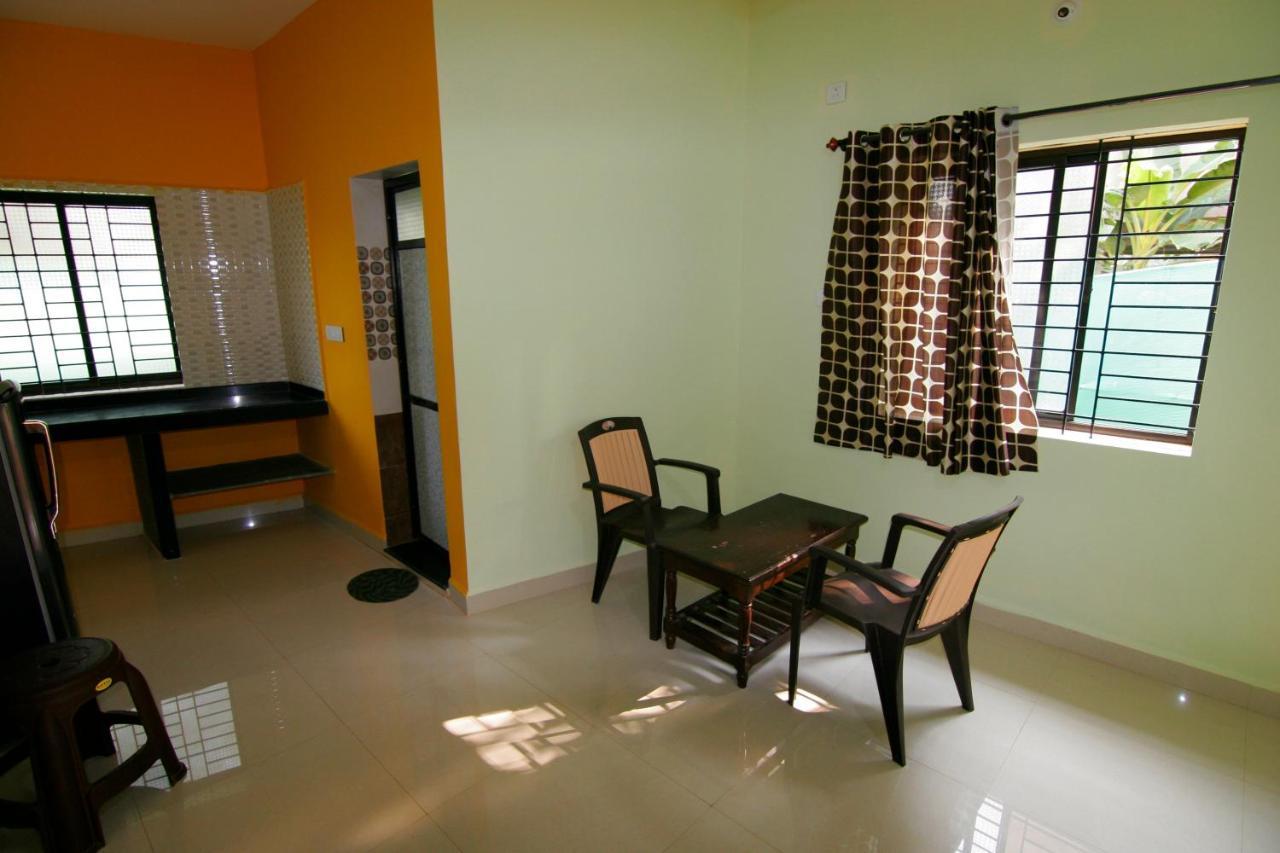 Rudra Holidays Guest House Arambol Exterior photo